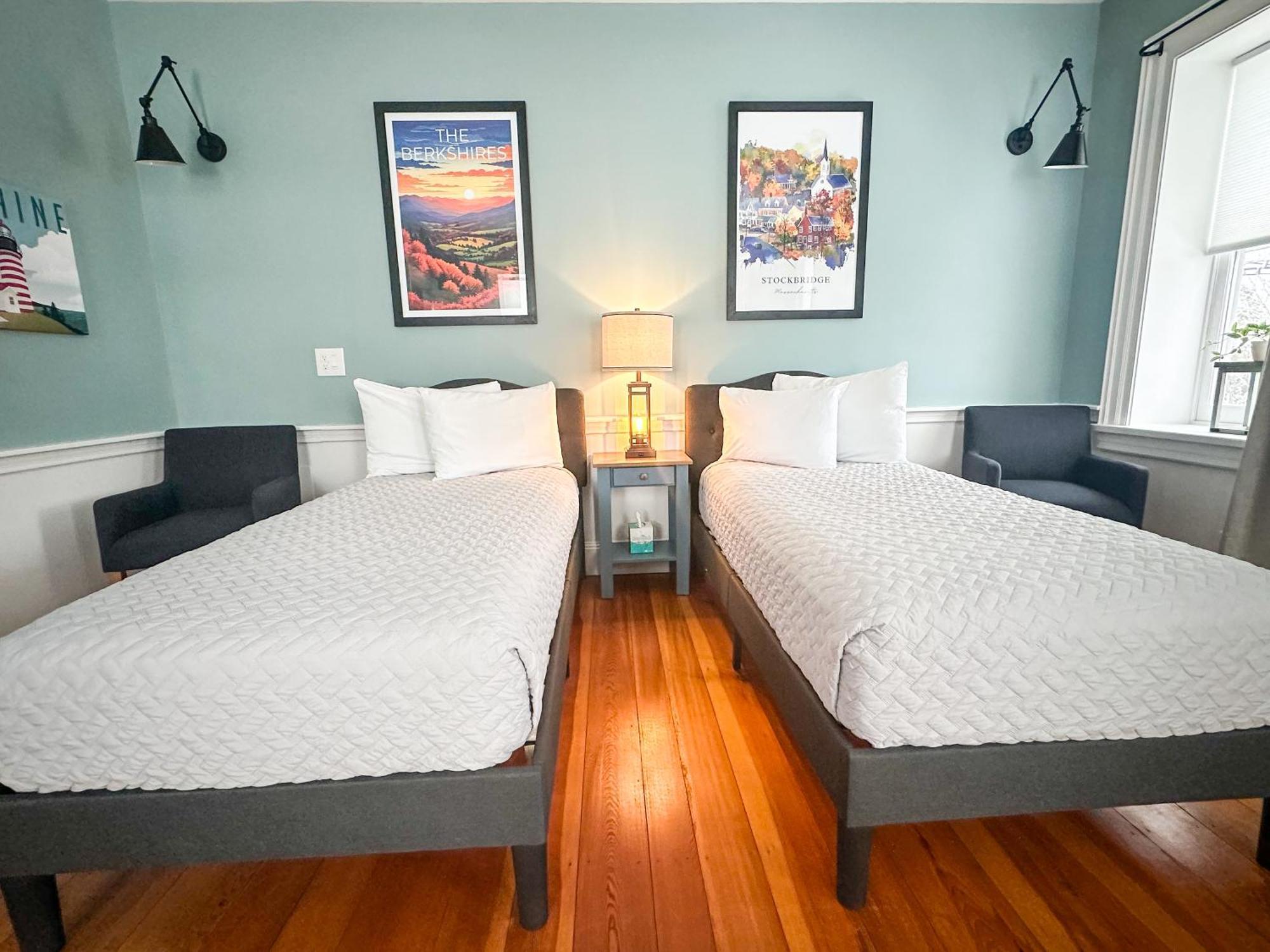 The Black Walnut Inn Amherst Bagian luar foto